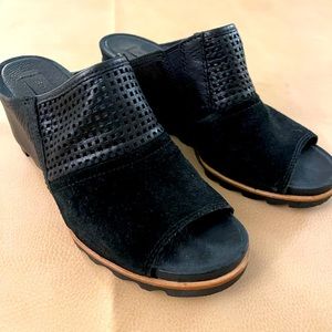 Sorel Platform Wedge Sandals - super comfy and stylish